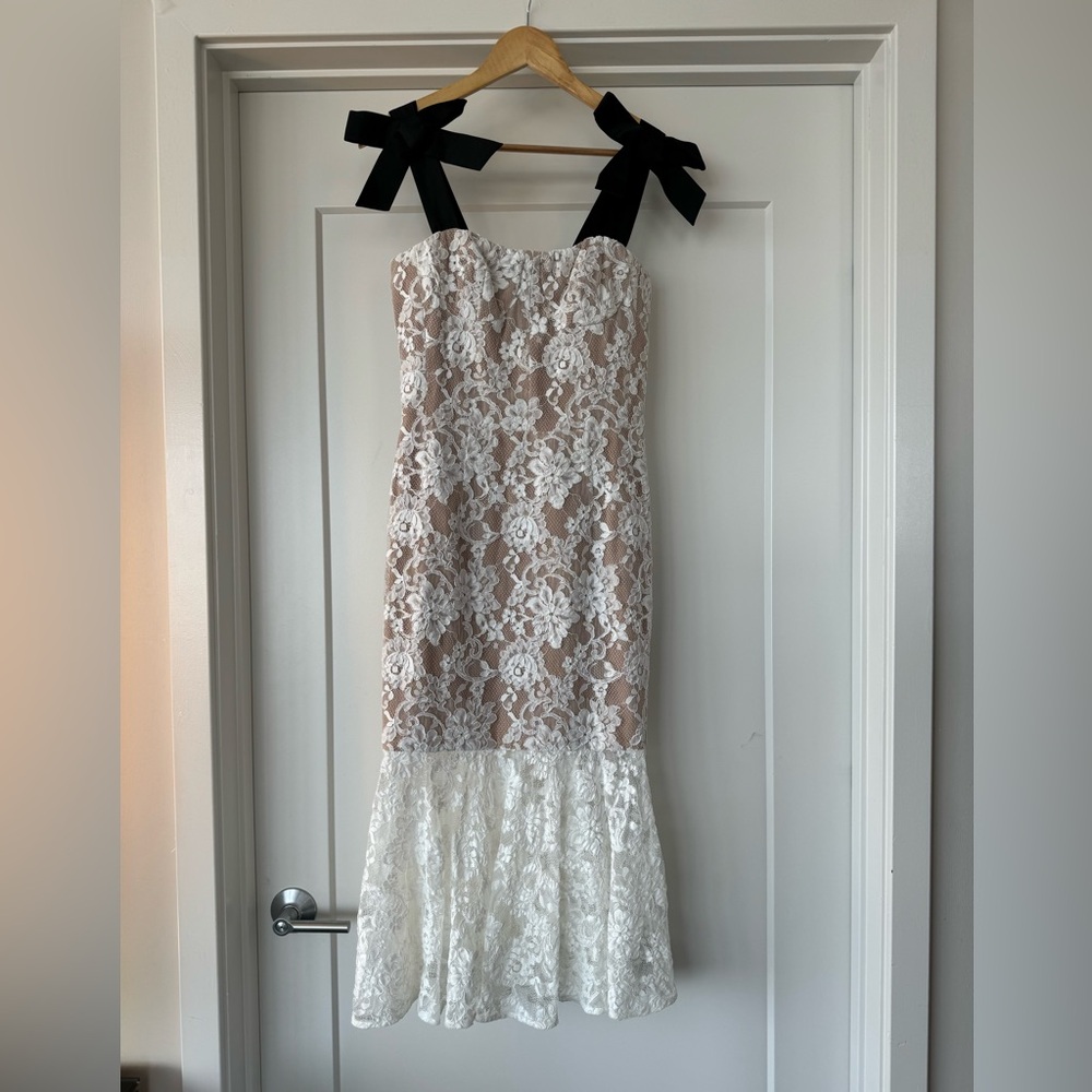 Bronx and Banco Willow Dress in Cream Size Large